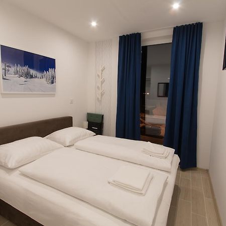 Apartmani Mont 1 Яхорина Екстериор снимка