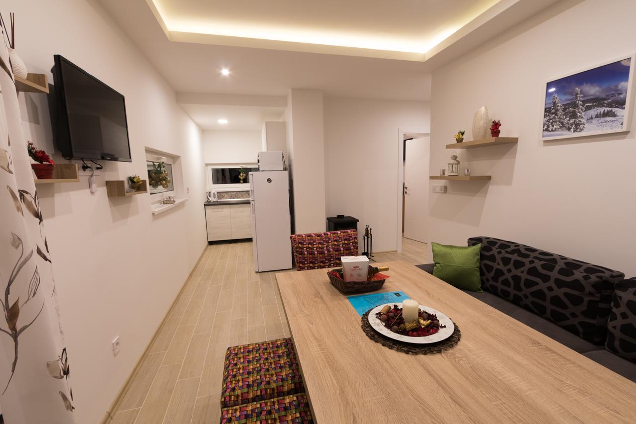 Apartmani Mont 1 Яхорина Екстериор снимка