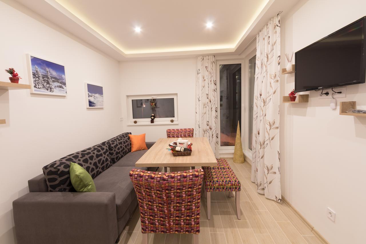Apartmani Mont 1 Яхорина Екстериор снимка