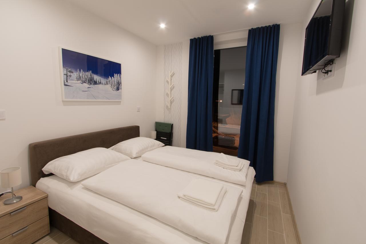 Apartmani Mont 1 Яхорина Екстериор снимка