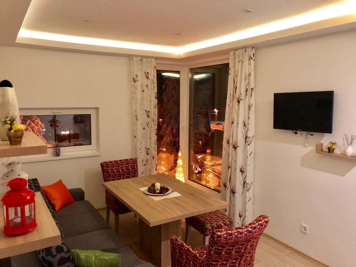 Apartmani Mont 1 Яхорина Екстериор снимка
